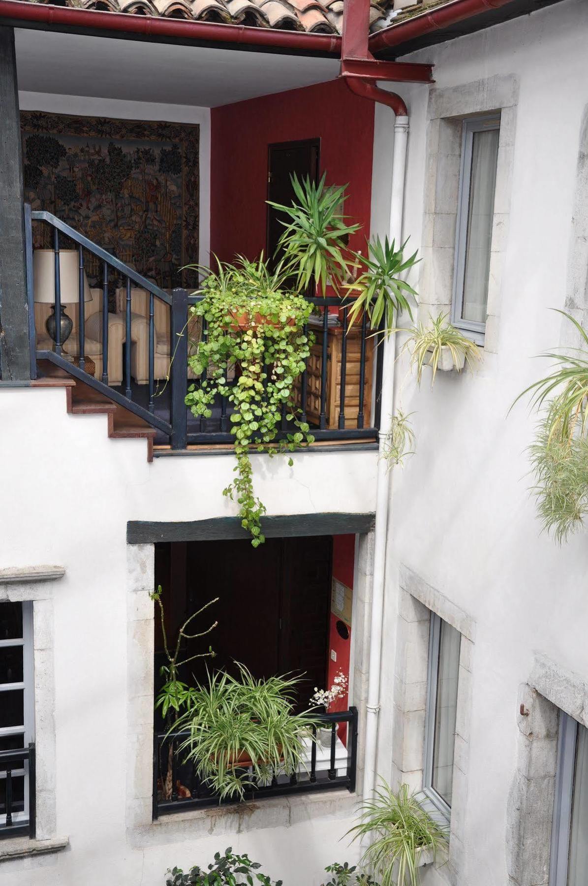 The Originals City, Hotel La Reine Jeanne, Orthez Luaran gambar
