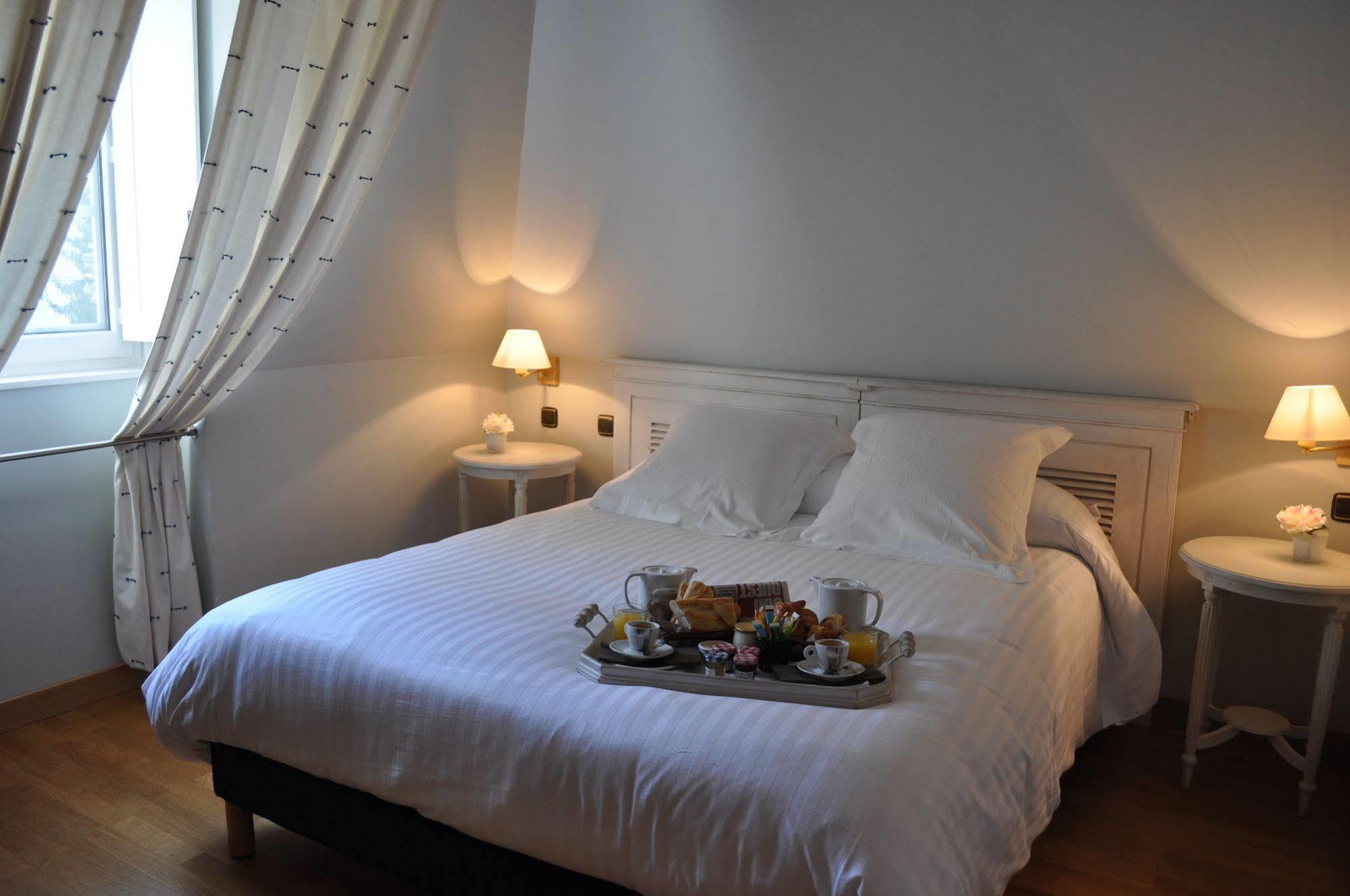 The Originals City, Hotel La Reine Jeanne, Orthez Luaran gambar