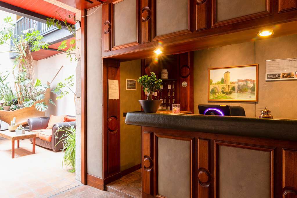 The Originals City, Hotel La Reine Jeanne, Orthez Servis gambar