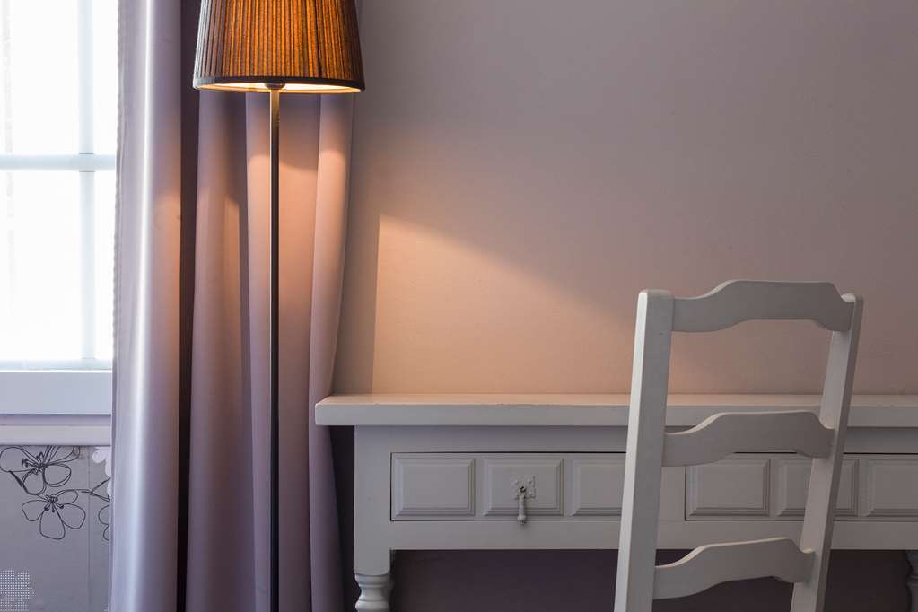 The Originals City, Hotel La Reine Jeanne, Orthez Bilik gambar