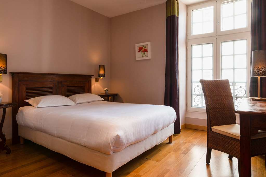 The Originals City, Hotel La Reine Jeanne, Orthez Bilik gambar